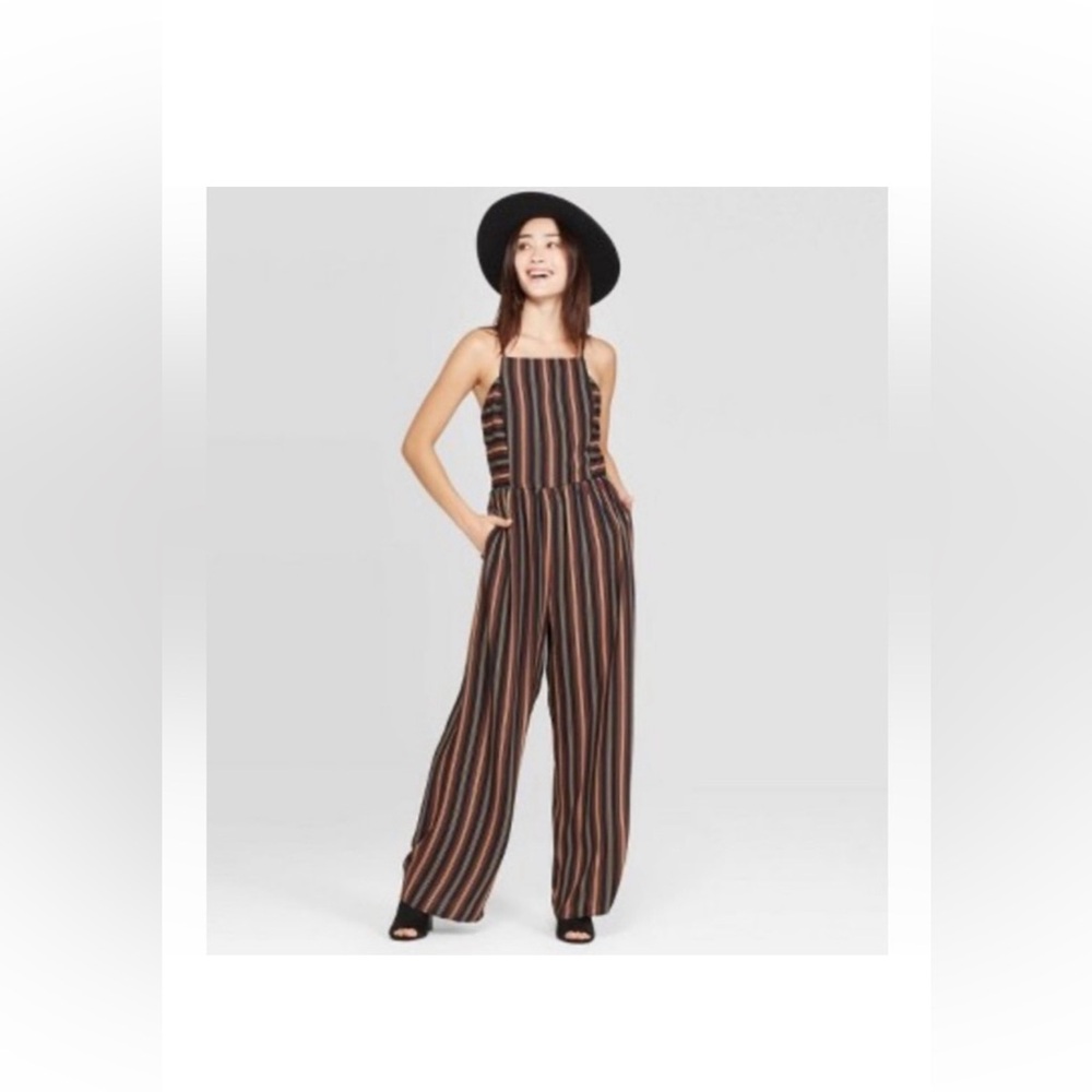 Xhilaration Sleeveless Romper Wide Leg Pant Multicolored Striped Size Large NWOT